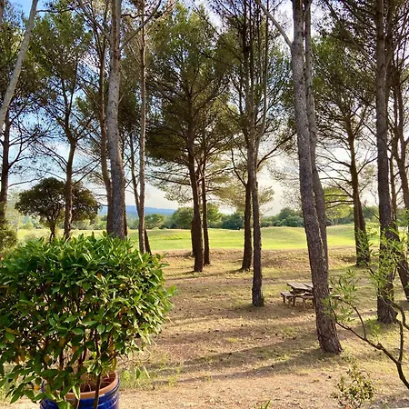 Confortable Vue Exceptionnelle - Golf De Saumane-de-Vaucluse