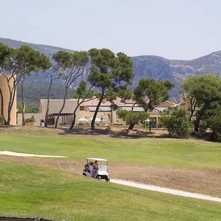 Apartment Confortable Vue Exceptionnelle - Golf De Saumane-de-Vaucluse